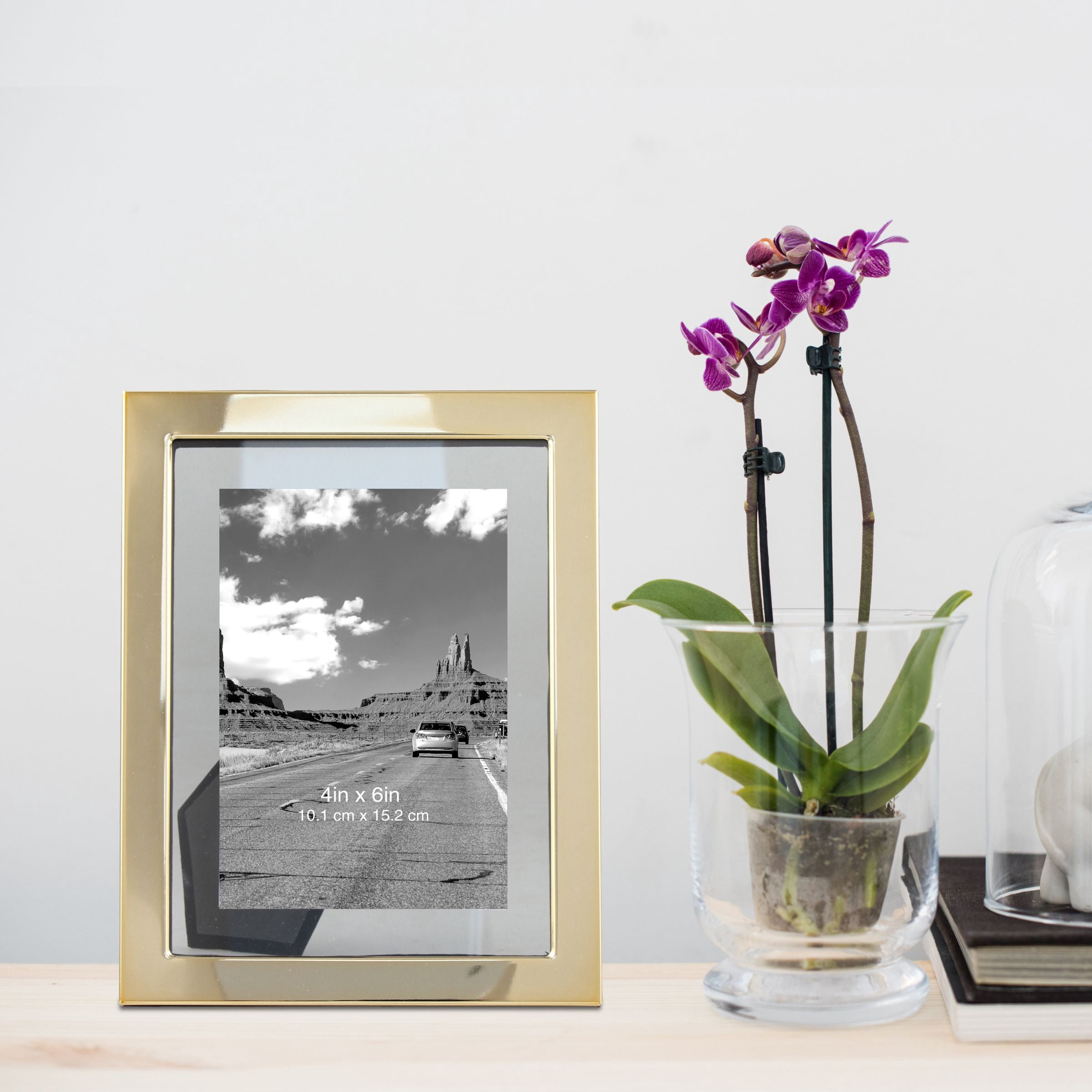 Better Homes & Gardens 4" x 6" Rectangle Metal Tabletop Floating Picture Frame, Gold