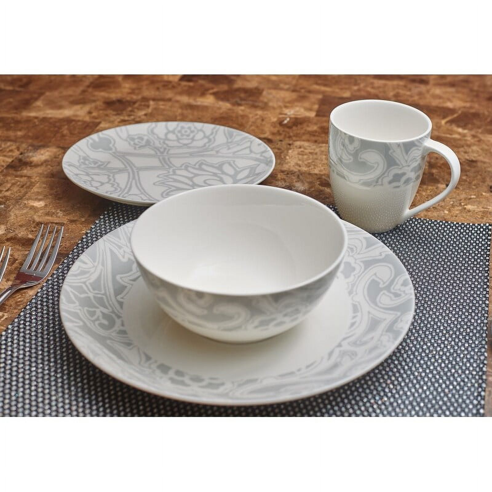 Red Vanilla Greystone 16 Piece Dinner Set 1 White　並行輸入品 Red Vanilla Square Crimson Red 16-piece Dinner Set - Bed Bath