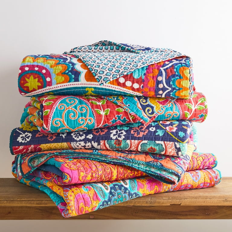 Levtex Home - Jules King Quilt Set - Medallion Boho Bedding Levtex Home - Jules King Quilt Set - Medallion Boho Bedding