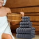 thumbnail image 5 of Juego de 6 toallas de baño de algodón | Toallas de felpa suave y muy absorbentes | Incluye toallas de baño, de manos y de cara | Colores gris, blanco y café | Ideales para baño, gimnasio, spa,, 5 of 9