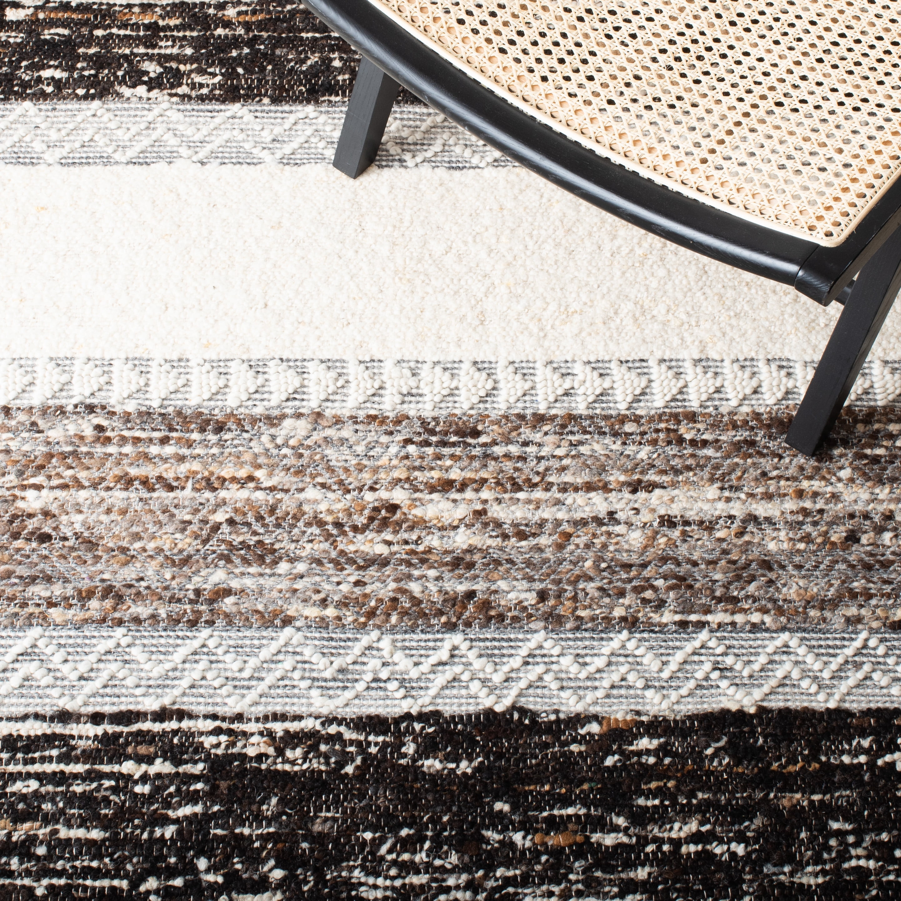 SAFAVIEH Natura Roman Striped Area Rug, Brown/Ivory, 6' x 6' Square