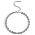 thumbnail image 1 of Collier Ras du Cou Punk Hip Hop pour Femmes Collier Gothique Cubain Épais, 1 of 6
