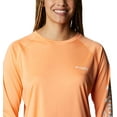 thumbnail image 4 of Columbia Womens PFG Tidal Tee II UPF 50 Long Sleeve Fishing Shirt 1X Bright Nectar/White Logo, 4 of 5