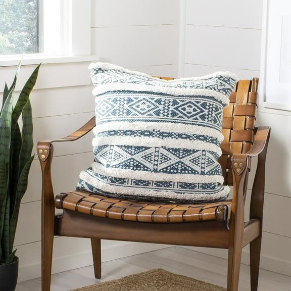 Safavieh Remmi 18" x 18" Southwestern Plush Pillow