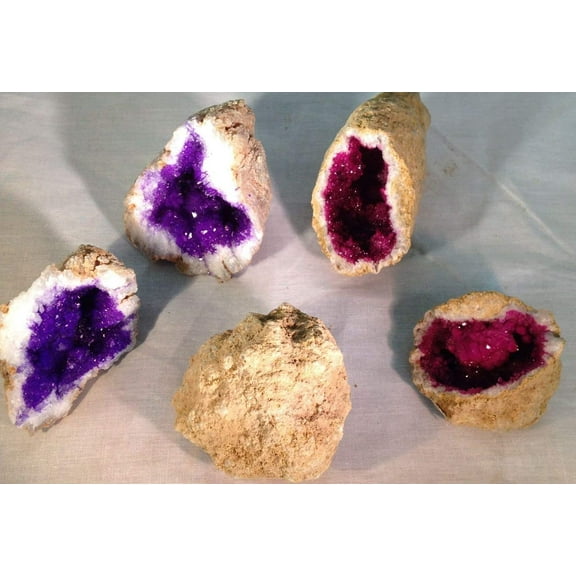 DINOSAURS ROCK® Geode Collection Gift Pack Kit - Set of 3 - Purple, Fuchsia and Natural - Gift Boxed!