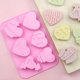thumbnail image 5 of Molde de silicona con forma de corazón, 6 cavidades, para chocolate, jabón, gomitas, pasteles, cubitos de hielo y repostería casera. Juego de 2., 5 of 5