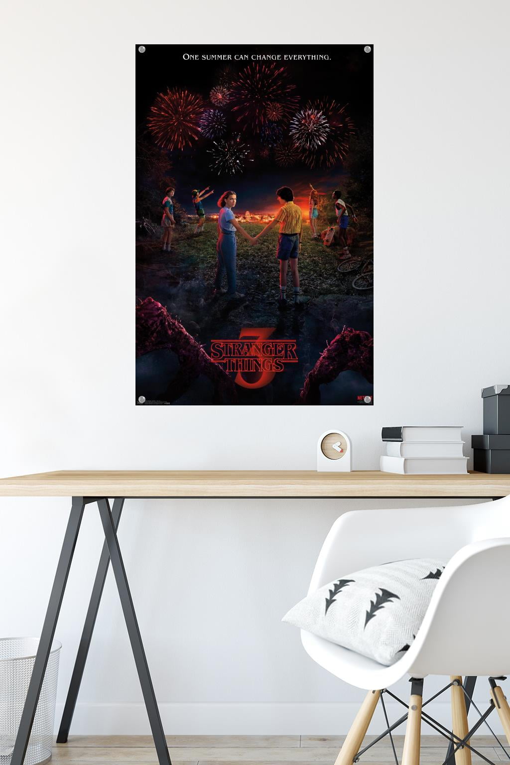 Poster Stranger Things - In Barb We Trust, Wall Art, Gifts & Merchandise