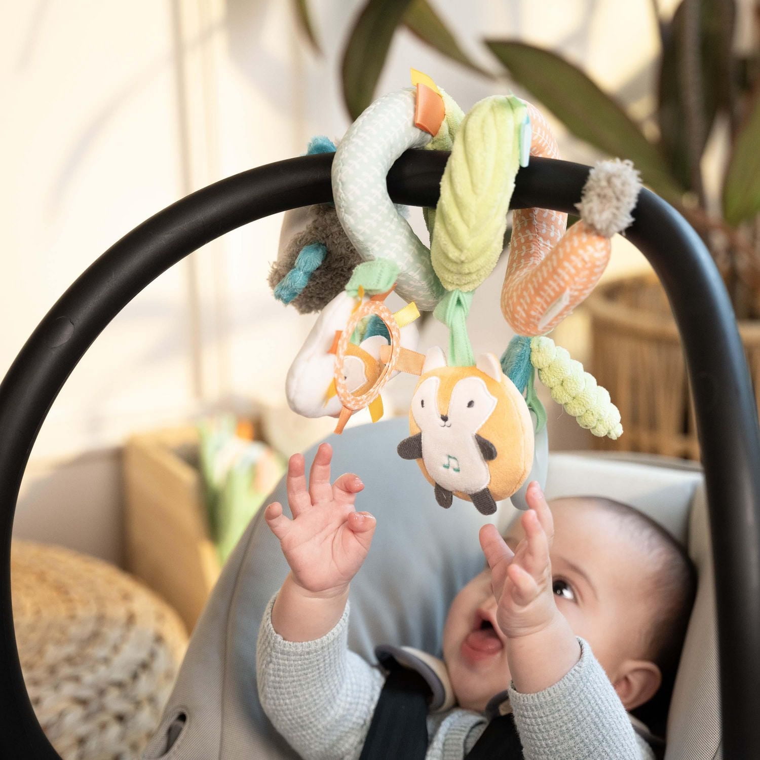Hanging Car Seat Toys for Babies: Must-Have Fun & Safety Tips