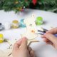 thumbnail image 4 of Adornos colgantes de madera KAIYANG 40 piezas para manualidades de bricolaje decoraciones navideñas, 4 of 5