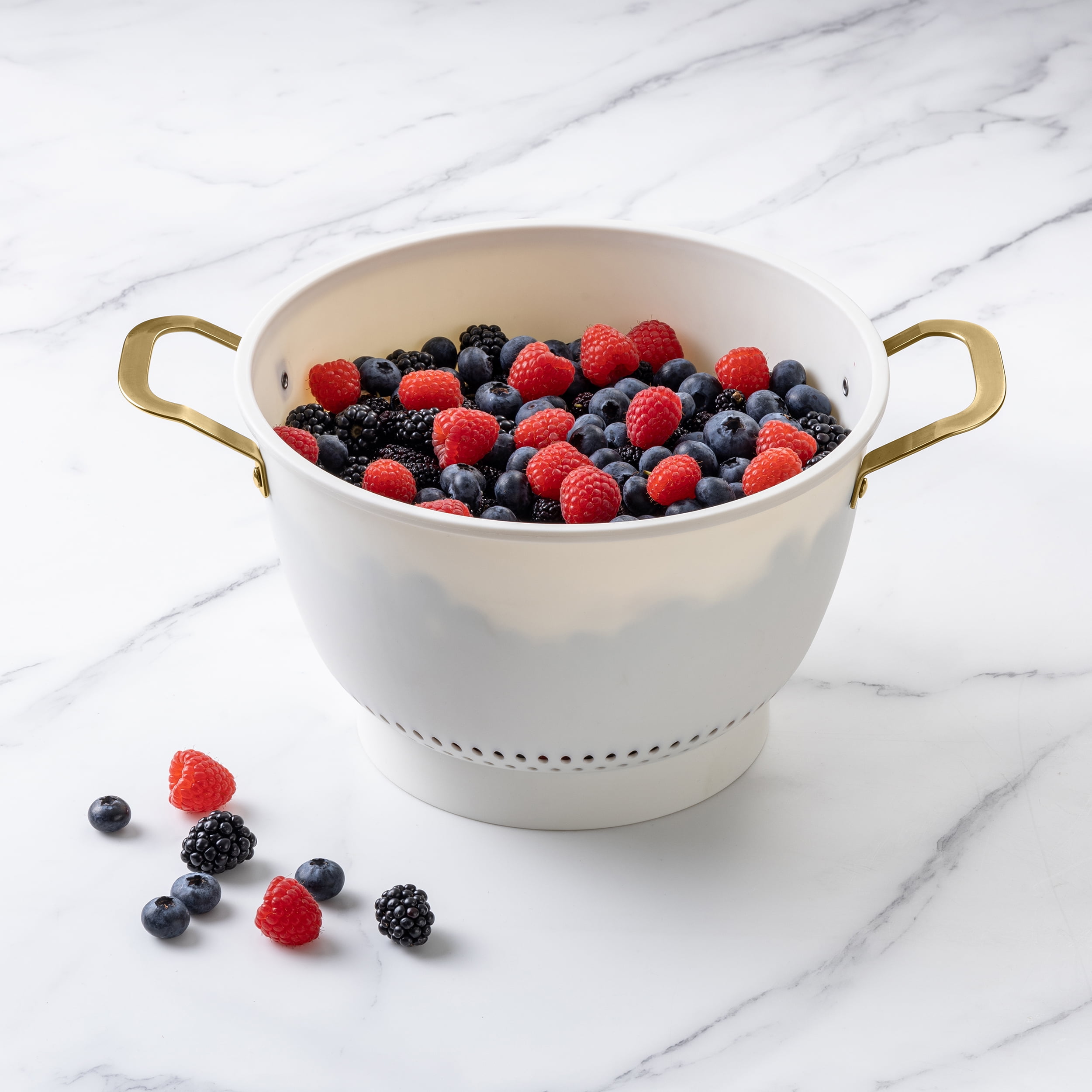 Cook with Color Kitchen Colander Strainer with Handles for Food, Pasta, & Vegetables, Heat-Resistant and Easy to Handle