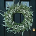 thumbnail image 1 of Corona YXZZWL con flores de eucalipto y aliento de bebé, 66 cm, color verde, 1 of 9