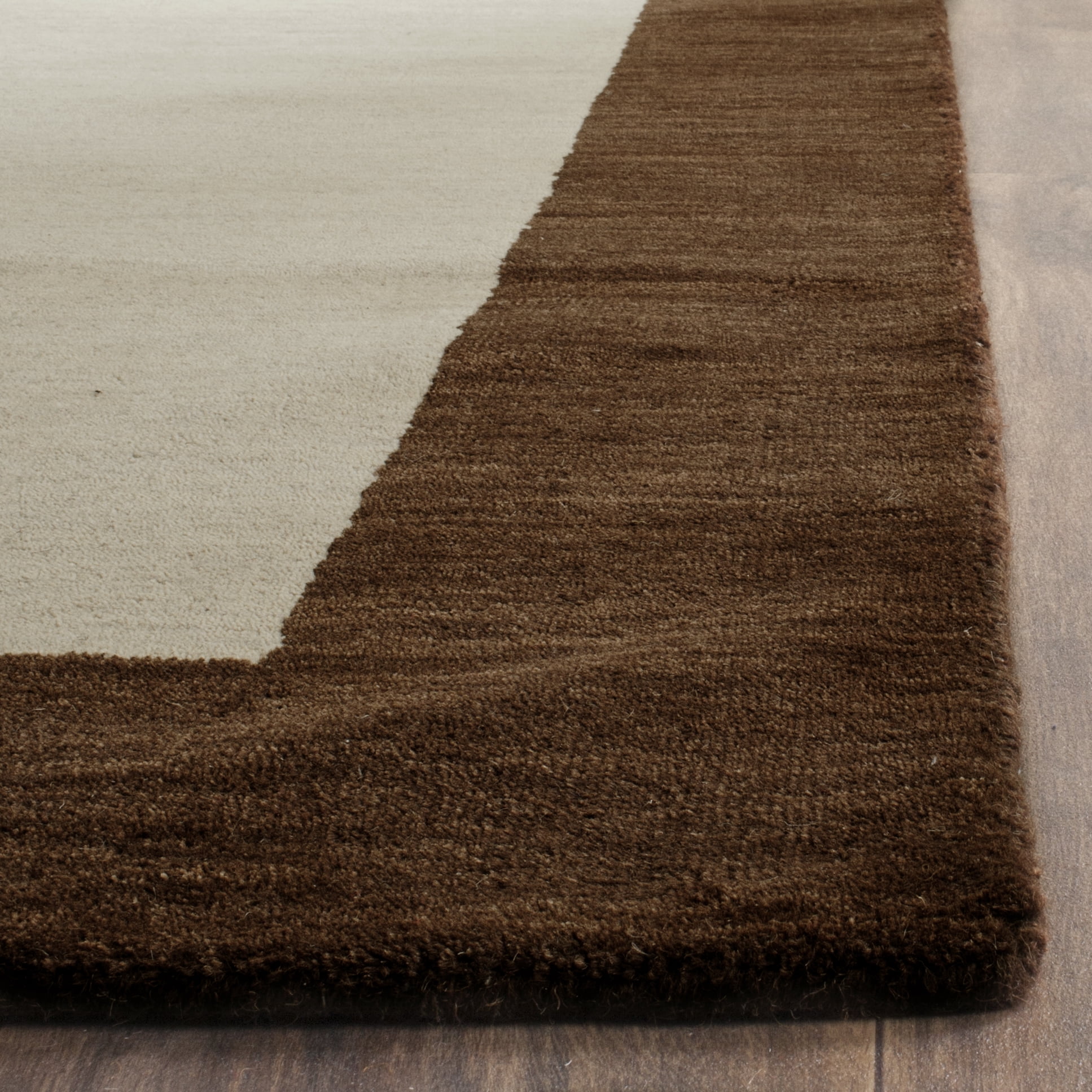 Safavieh Himalaya Cenric Solid Wool Area Rug, Beige/Dark Brown, 8' x 10'