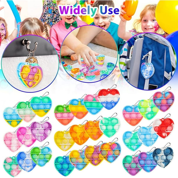 Llavero De PVC Temático – Pack De 8 Piezas De 8-10 Cm, Ideal Para Regalos, Fiestas Y Decorar Mochilas