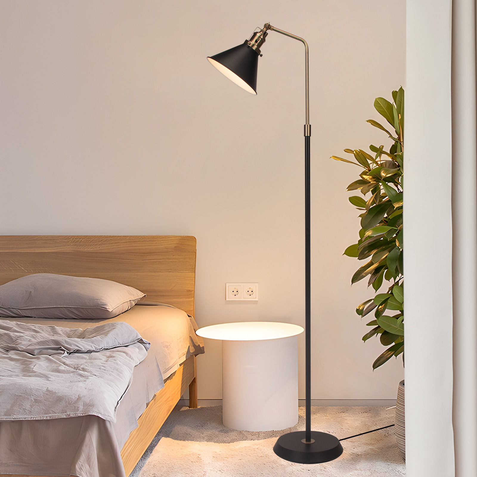 HonoDing 58" Rustic Rotatable Floor Lamp, Vintage Metal Design, Black Standing Lamp for Living Room, Bedroom