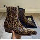 thumbnail image 3 of Nuevas botas pull-up con cremallera lateral de corte alto hasta el tobillo con estampado de leopardo y puntas puntiagudas para botas cortas para hombre, Unisex, 3 of 4