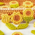 thumbnail image 6 of Plastic Cookie Cutters Sunflower Bee Leaf Shaped Biscuit Moulds Cookie Moulds, 6 of 13