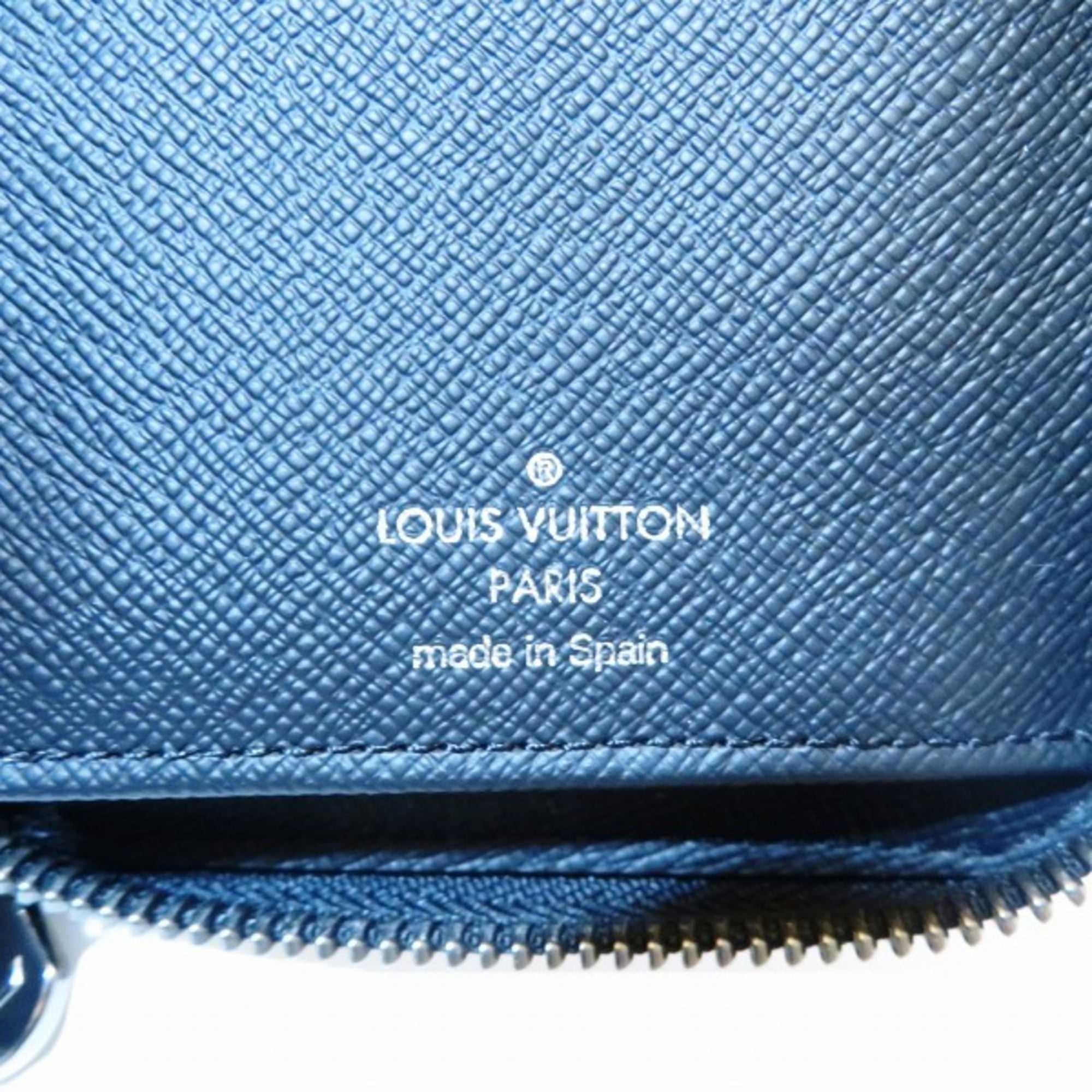 Authentic Louis Vuitton Zippy XL Taiga Leather Black Mens Big Wallet Clutch  Bag