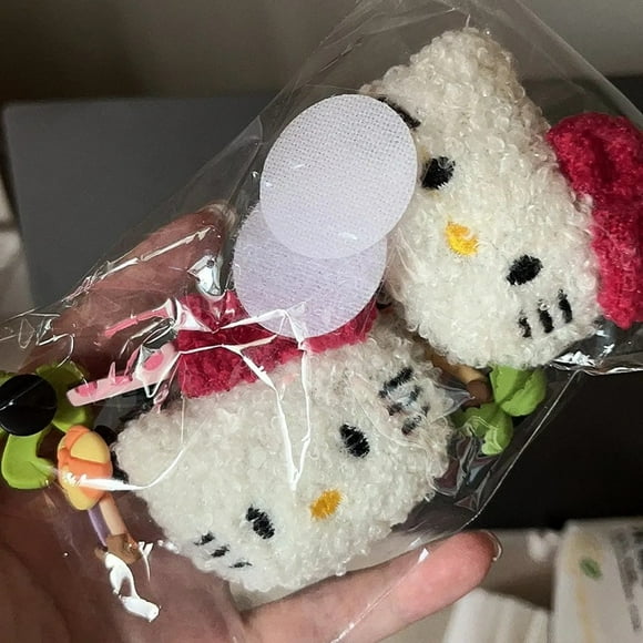 Hawaii Black Skin Hello Kitty Crocs Shoe Buckle Sanrio Kt Cat Kawaii Shoe Flower Creative Diy Accessories Gift Boys and Girls