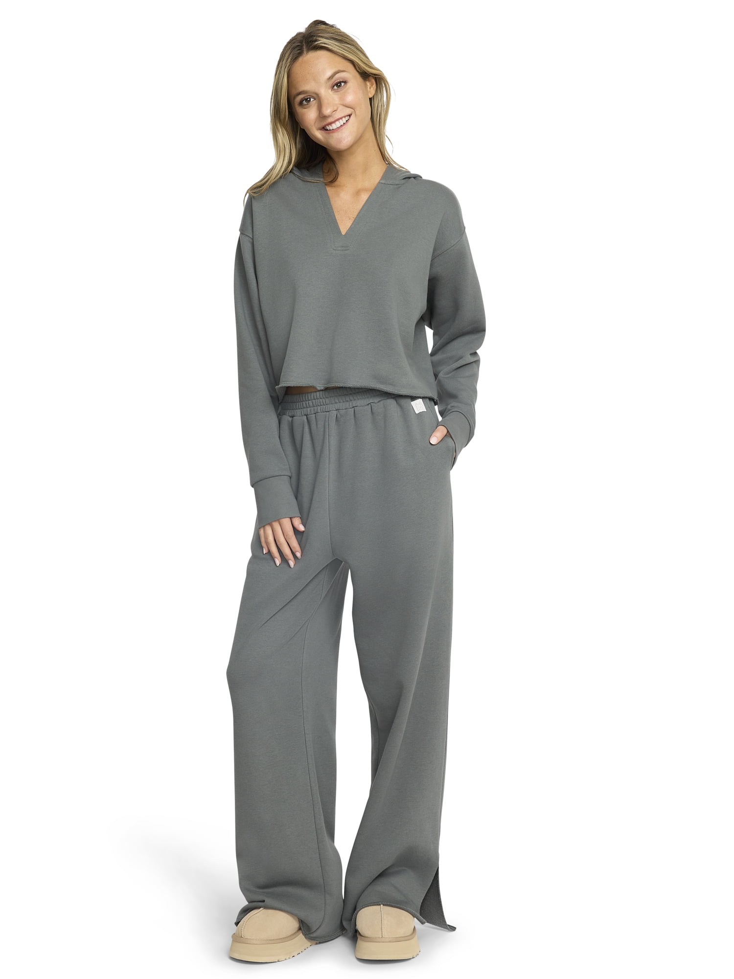 Mills by Millie Bobby Brown Women's Mineral Wash Wide Leg Sweatpants, Sizes XXS-4X