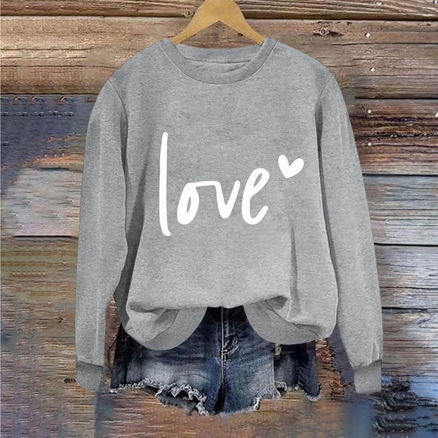 Fartey Chandail de la Saint-Valentin pour Femmes Tendance Mignon Cœur d'Amour Graphique Col Rond Chandail à Enfiler Hauts Saint-Valentin Manches Longues Chandails de Fête 2025