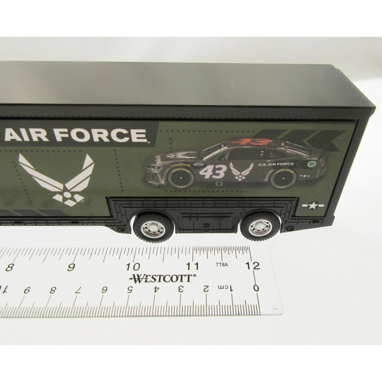 ミニカー air force truck Lionel Erik Jones U.S. Air Force Diecast NASCAR Semi Truck 1:64