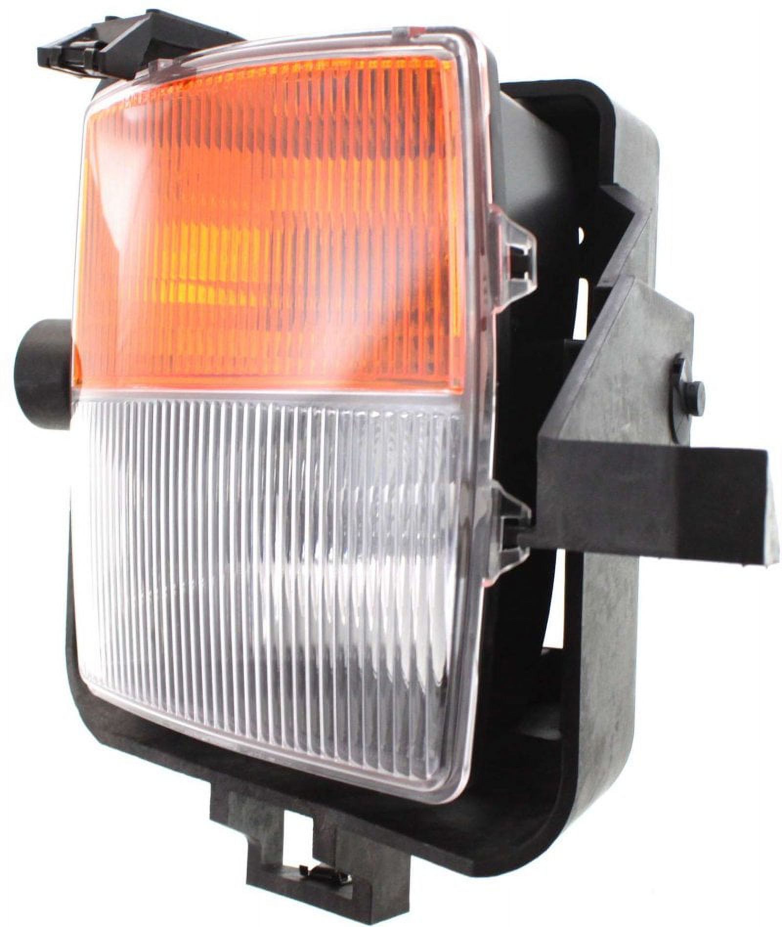 Replacement C107521 Fog Light Compatible with 2003-2007 Cadillac CTS Front, Right Passenger With bulb(s)