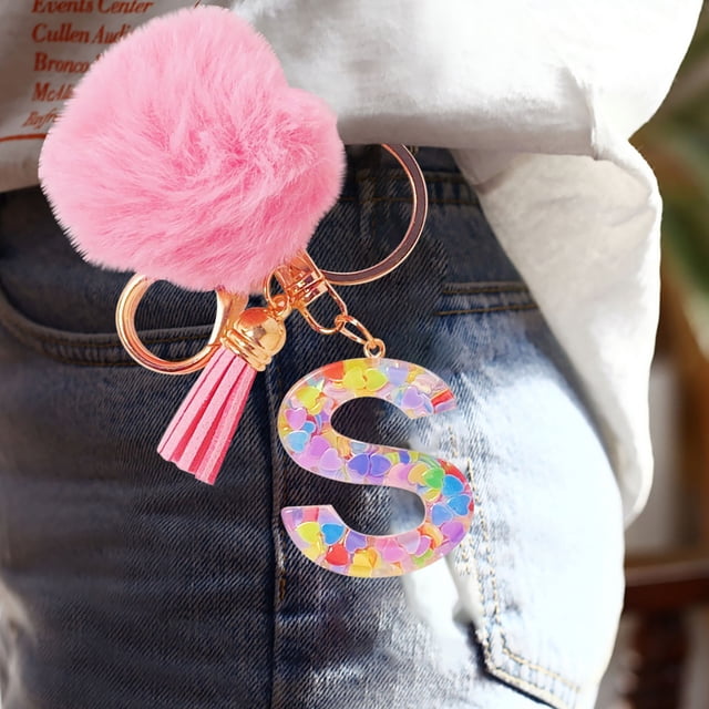 Initial Letter Keychain Pendant – 26 English Alphabet Options, Durable Material, Lightweight Portable Design for Keys or Bags