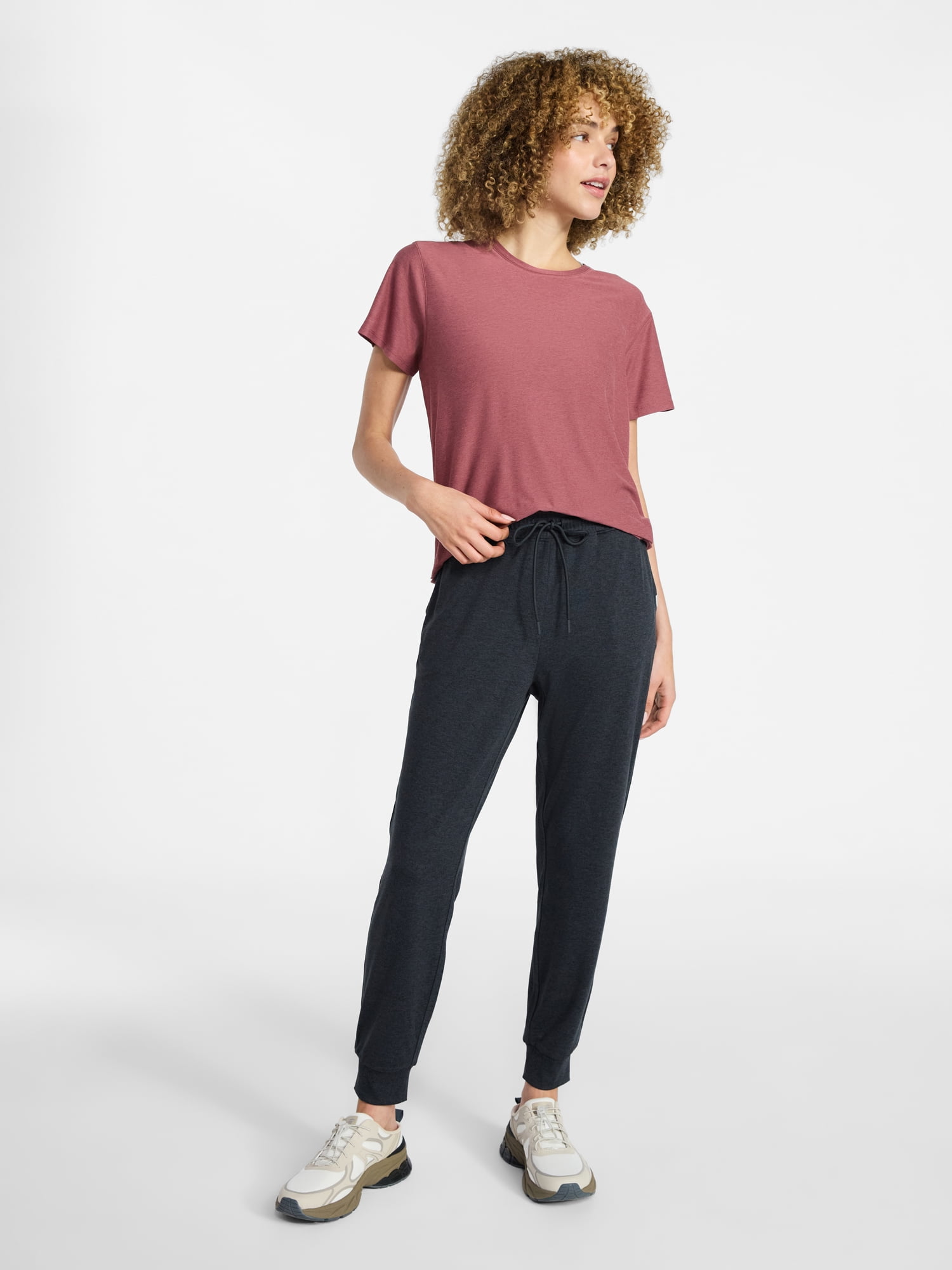 Athletic Works Women's and Women's Plus Relaxed ButterCore Tee with Short Sleeves, Sizes XS-4X