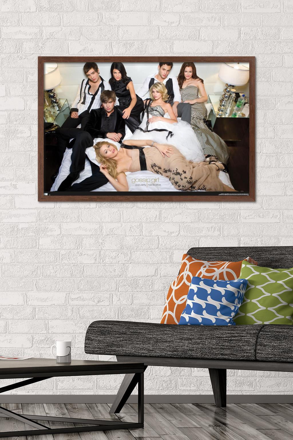 Gossip Girl - Group Wall Poster, 22.375" x 34", Framed