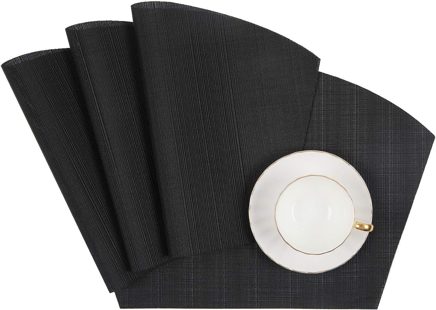 Round Table Placemats Set of 4 Wedge Shape Placemat Woven Vinyl Place Mats Heat Resistant Wipe Clean Dining Table Mats Home Table Decor (4, Tan)