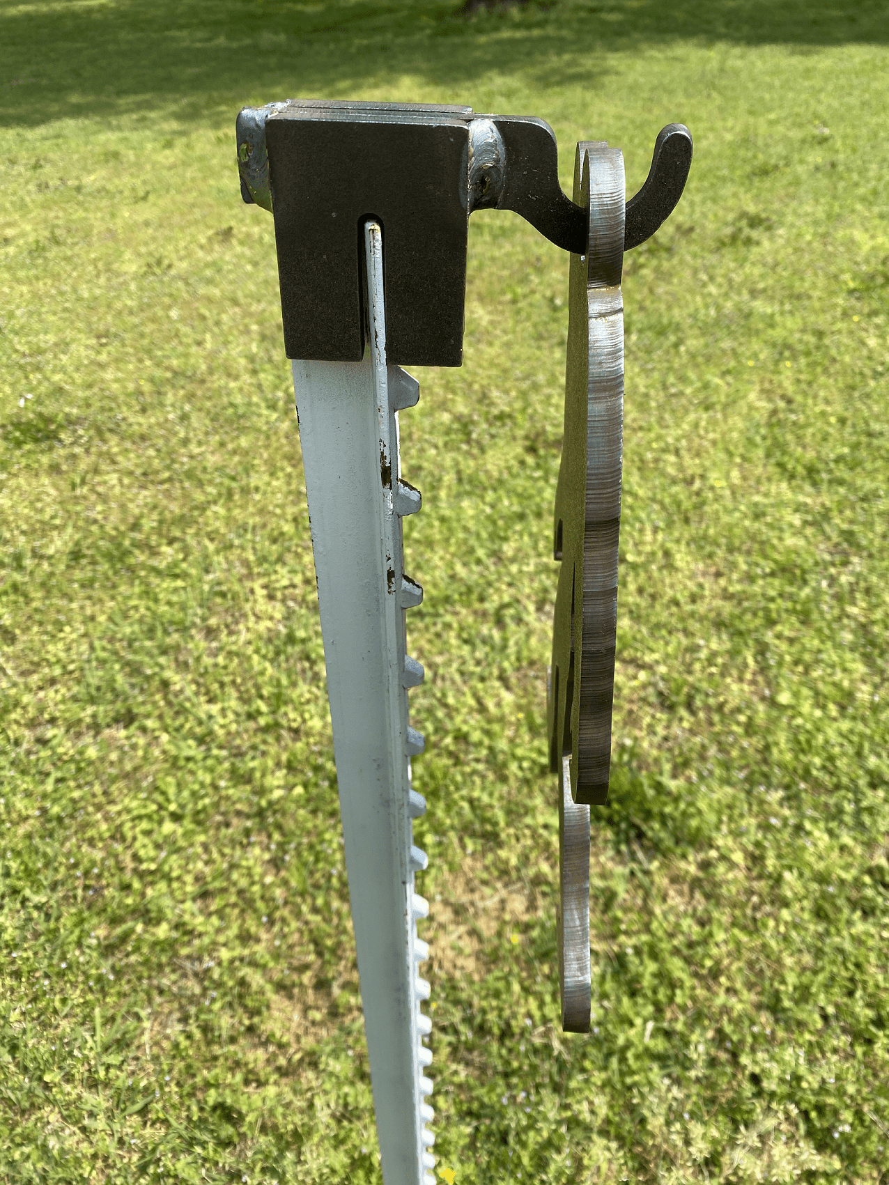 Magnum Target 3/8" AR500 8"x12 Bigfoot Sasquatch Steel Shooting Range Target w/ T-Post Hook - HBF8x121TPH1AR500