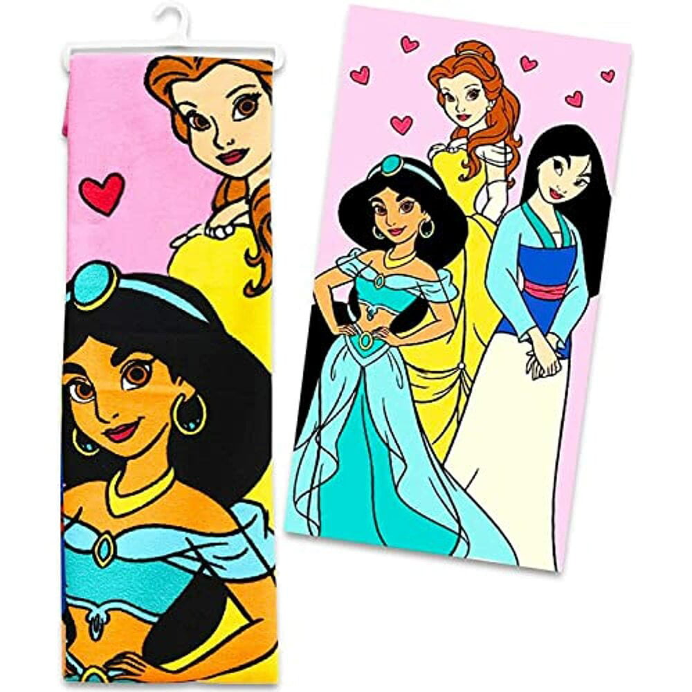 Disney Princesses 5 Realms Pool Beach Towel Measures 28 inch x 58 inch Brand NEW 
