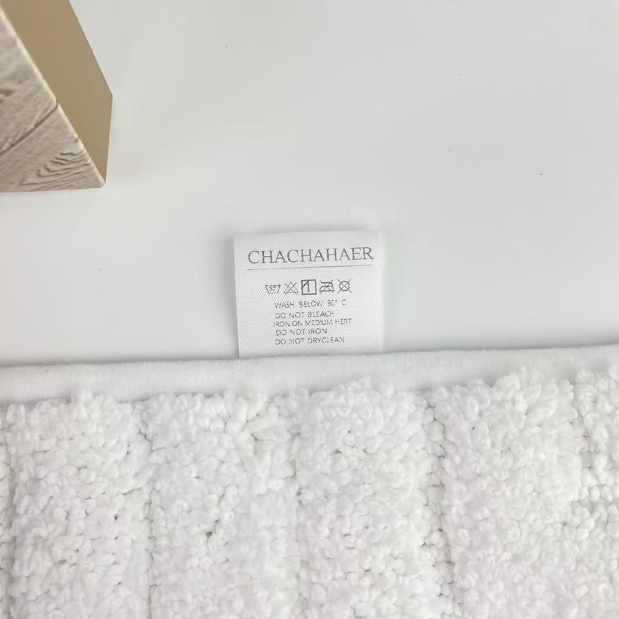 CHACHAHAER Bath mats,White Classic Luxury Bath Mat Floor Towel  - Absorbent Cotton Hotel Spa Shower/Bathtub Mats 16"x24" | 1 Pack | White