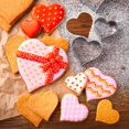 thumbnail image 4 of Set de 7 cortadores de galletas en forma de corazón KELOFKO de acero inoxidable, 4 of 6
