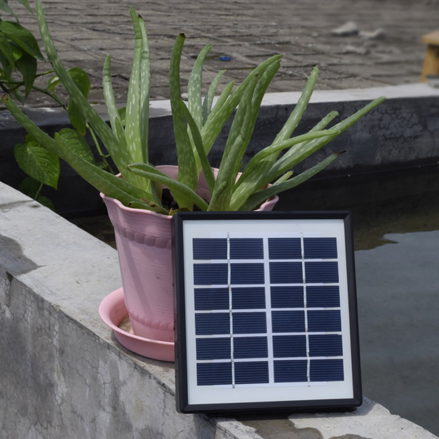 AREALER 1.5W 3600mAH Solar Pump Fish Oxygenator Aquarium Aerator Pond Aerator Air Pump Fishing Aerator Aquarium Airpump with Aquarium Pipe Air Bubble Stone