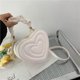 thumbnail image 1 of Bolso de hombro con forma de corazón de amor a la moda, bolsos pequeños, bolsos cruzados de diseñador para mujer, bolso con asa de calidad de cuero Pu sólido, 1 of 5