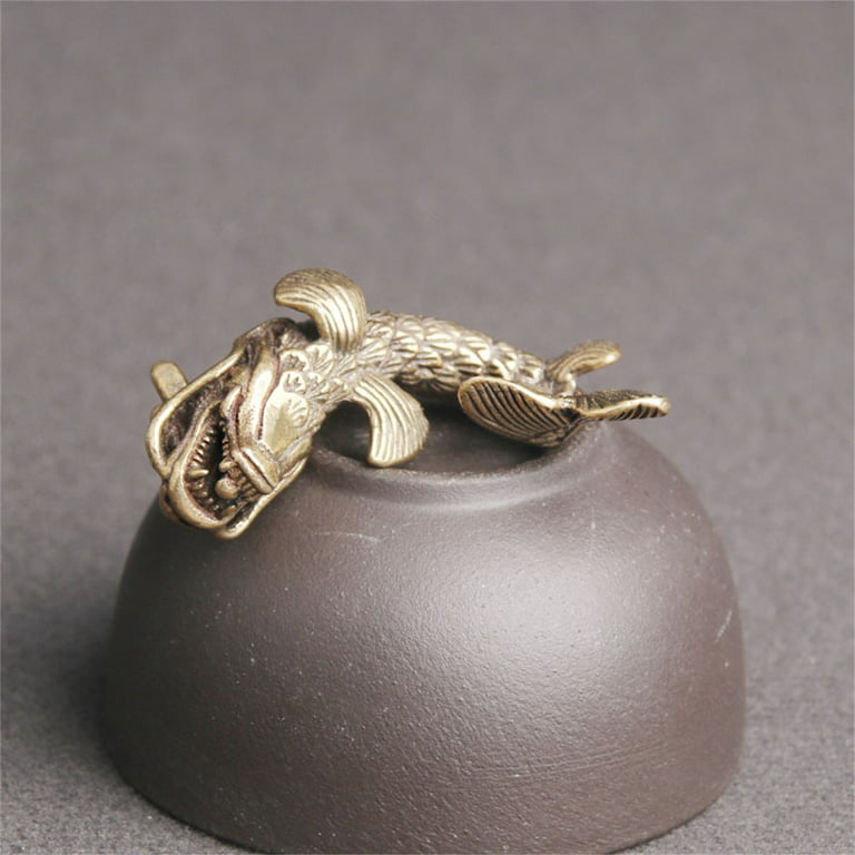 Frogued Artistic Home Ornament Fish Sophisticated 3D Dragon Texture Copper Charm Key for Engraved Vividly