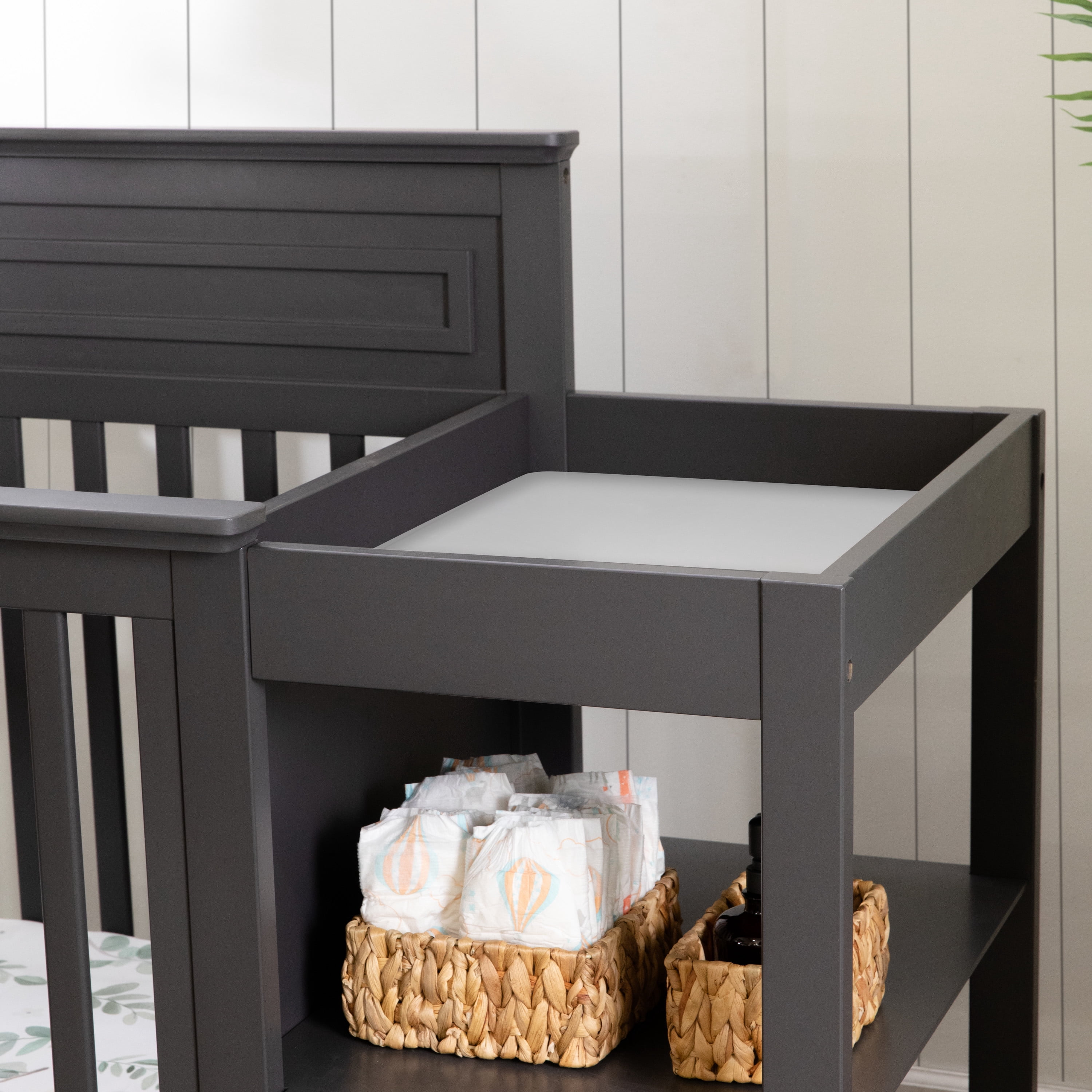 DaVinci Autumn Pine Wood 4-in-1 Mini Crib & Changer Combo in Slate