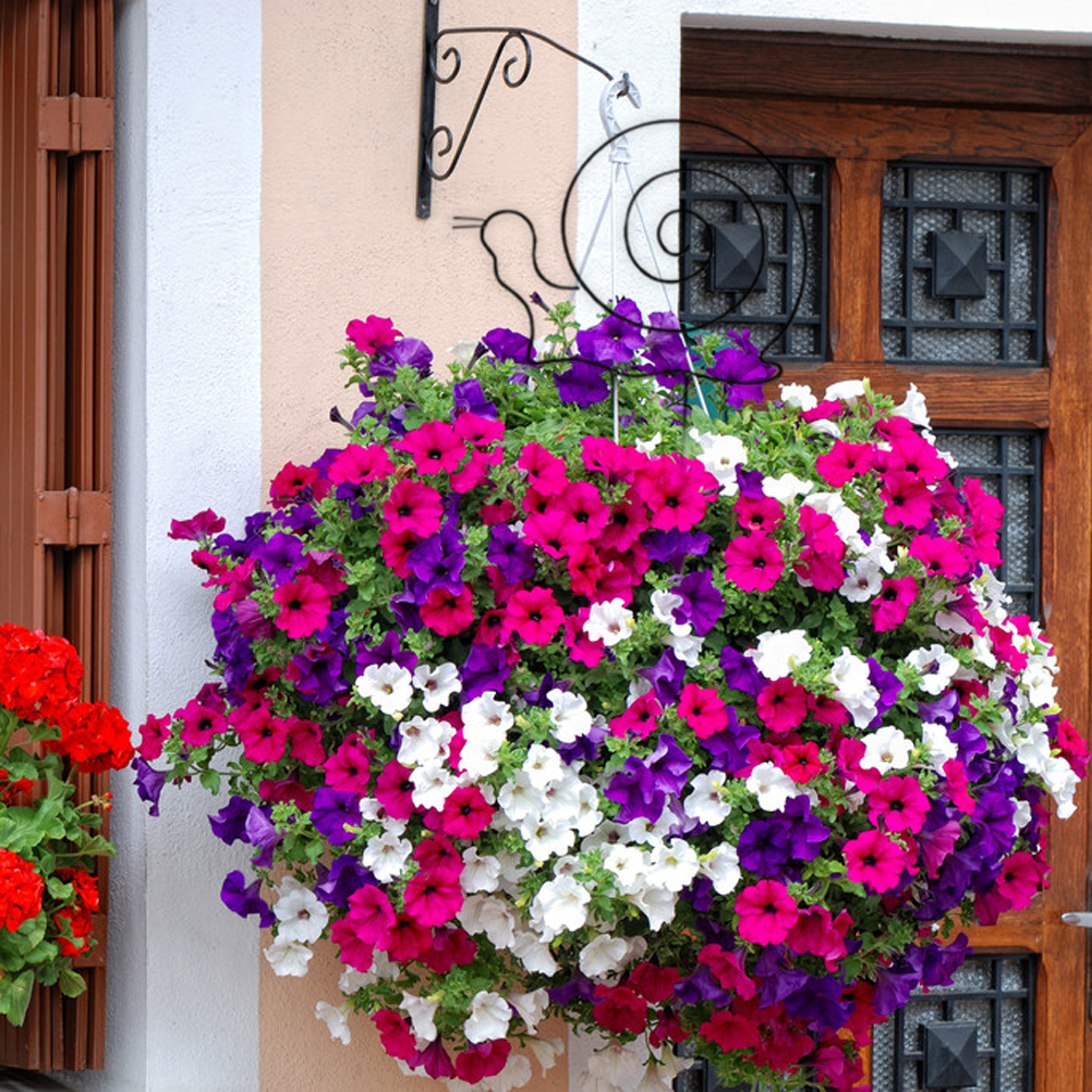 Animal Shape Iron Garden Trellis Plant Support Metal Outdoor Garden Trellis for Climbing Plants Accessories