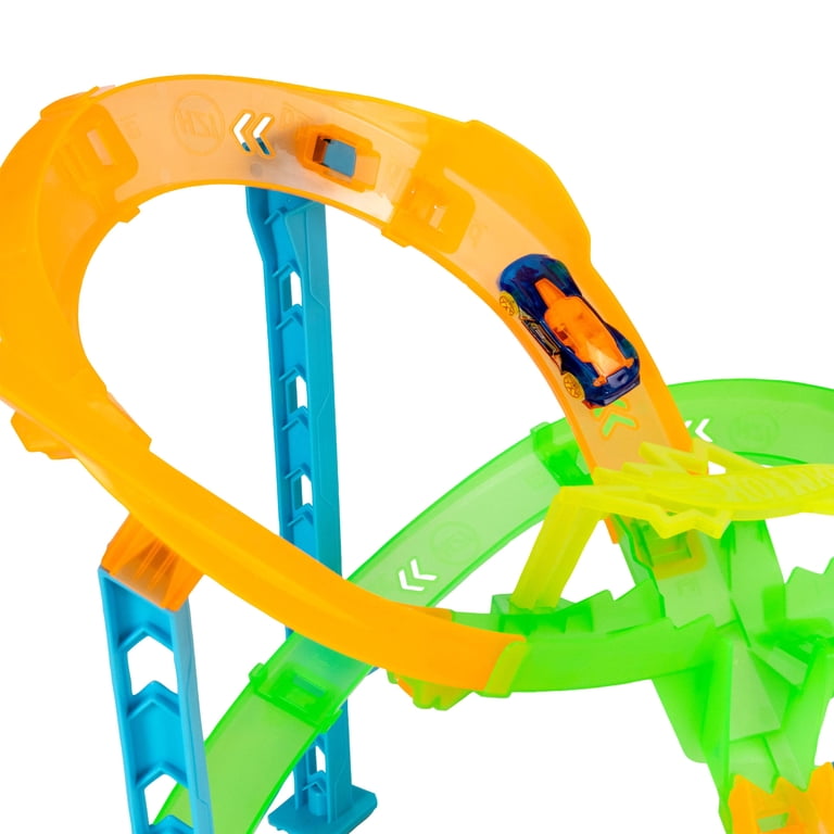 Hot Wheels Stunt Tracks Neon Speeders Tornado Jump Crash Track Set