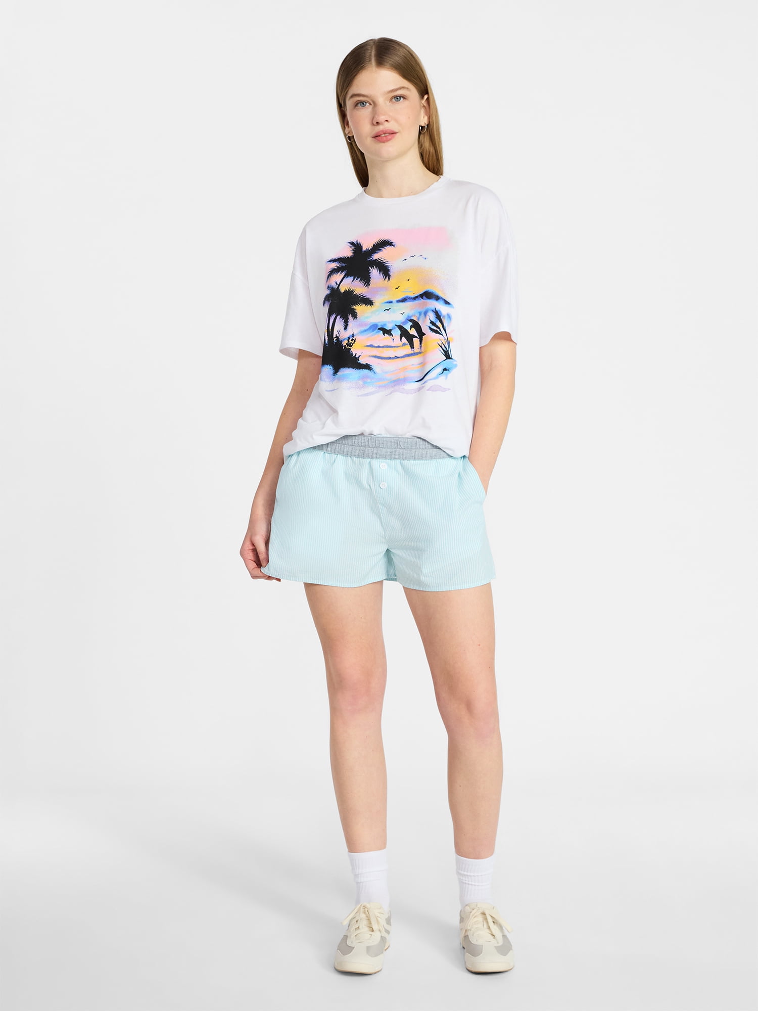 No Boundaries Washed Graphic Boyfriend Tee, Women's and Women's Plus