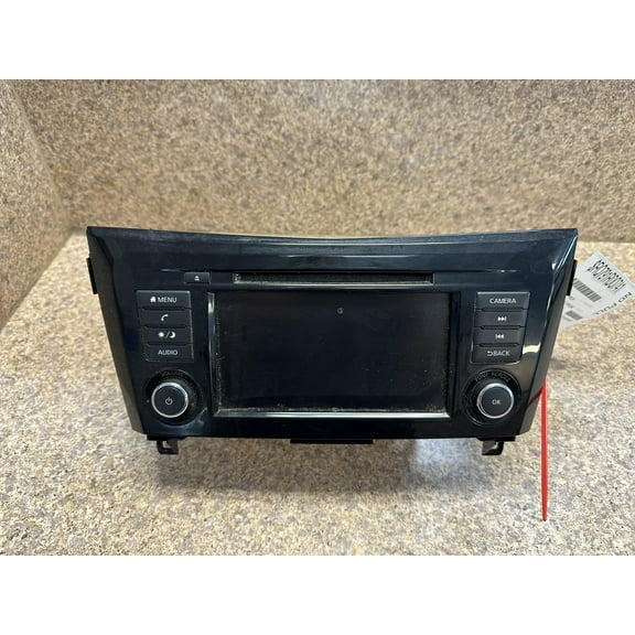 Pre-Owned 18-20 Nissan Rogue AM FM CD Player Radio Receiver OEM LKQ - Verify Specific Vehicle Fitment In Description - (Good)