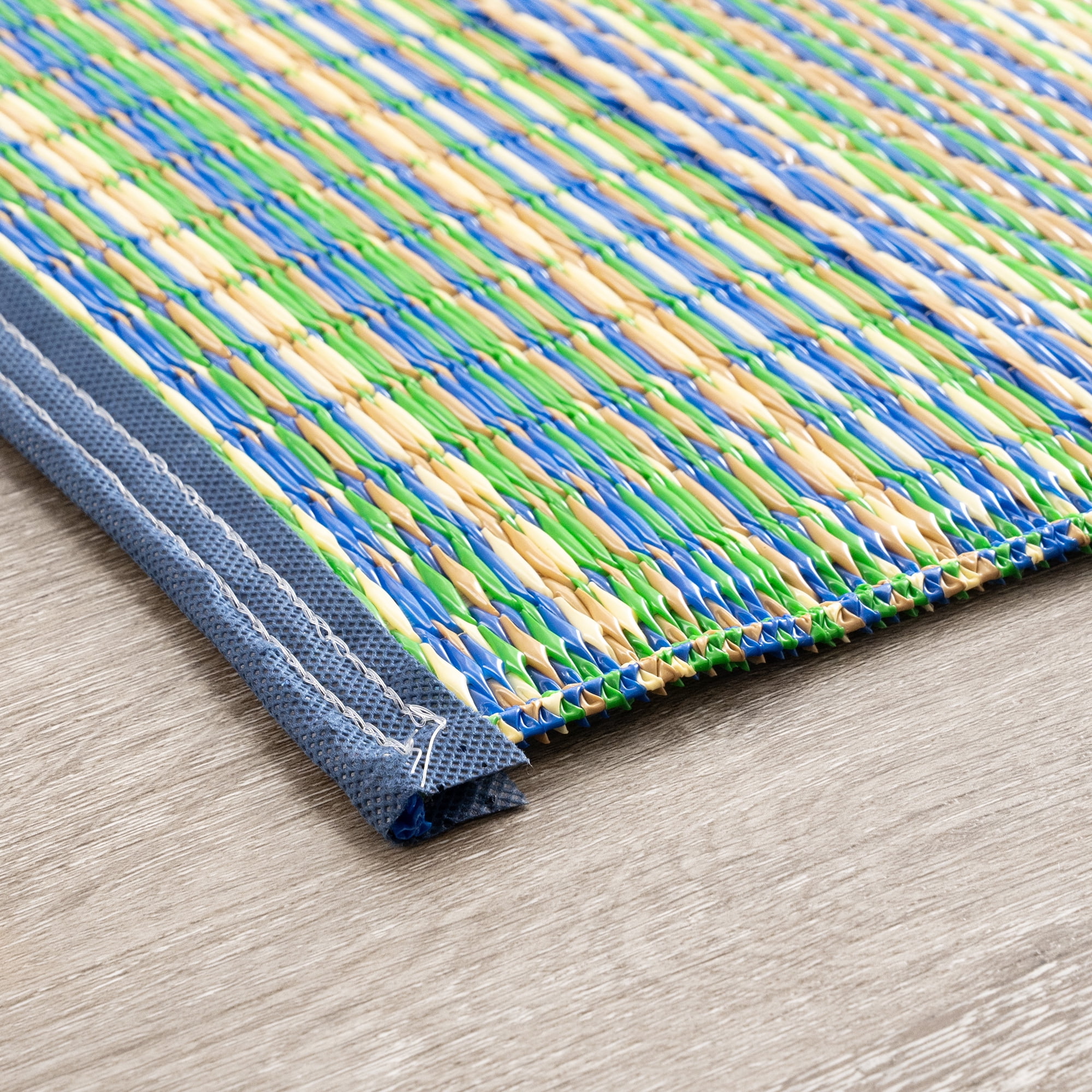 5x7 Reversible Green Polypropylene Outdoor Stripe Area Rug