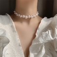 thumbnail image 2 of Gargantilla redonda de perlas de imitación, collar Vintage con hebras de perlas ajustable, 2 of 5