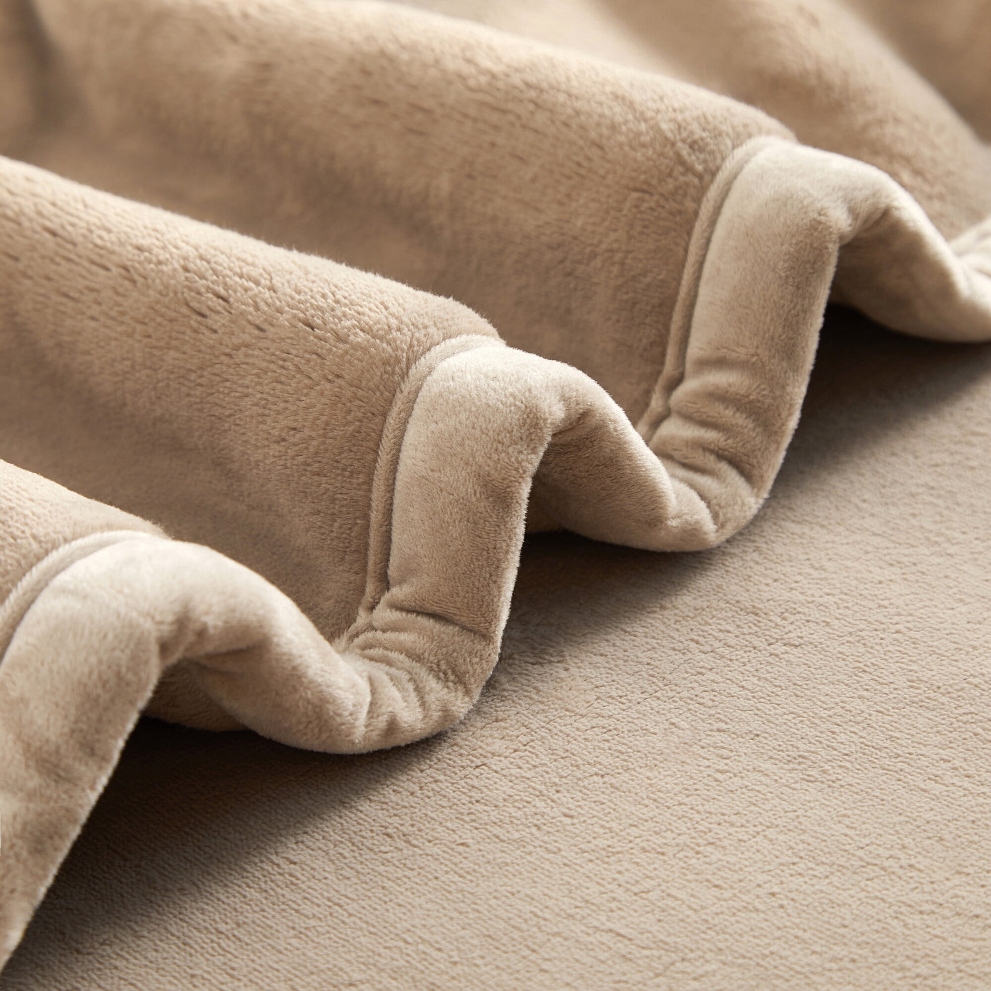 Cozy Haven Lush Plush Throw, French Oak, 50"x72"