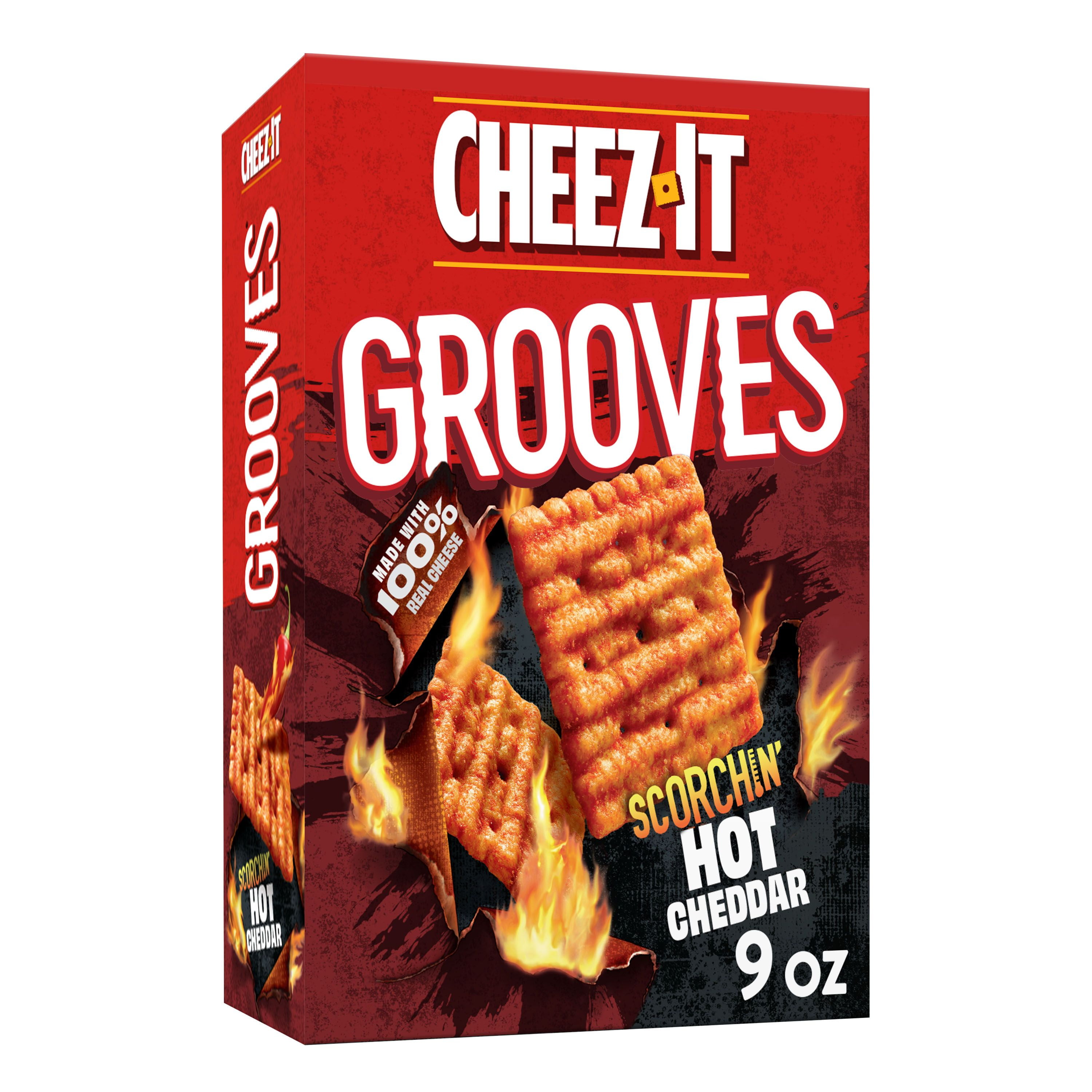 CheezIt Crunchy Cheese Snack Crackers, Scorchin' Hot Cheddar, Perfect