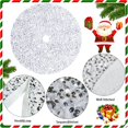 thumbnail image 4 of Falda para árbol de Navidad FANPROMS con lentejuelas blancas brillantes de 53 cm, 4 of 7
