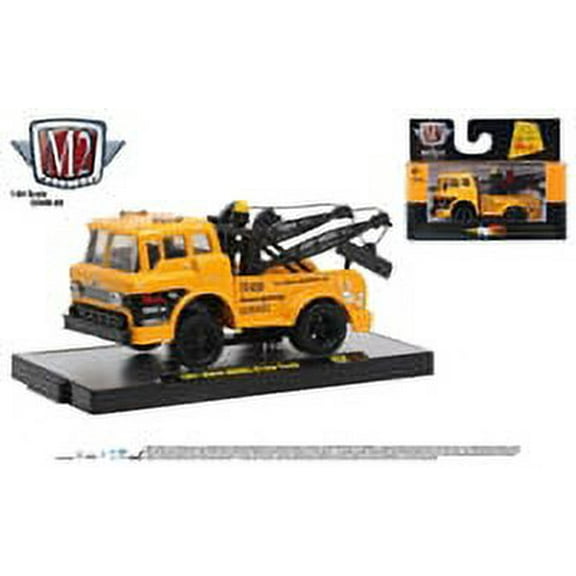 M2 Machines Auto-Trucks Release 68 - 1957 Mack Model N Tow Truck