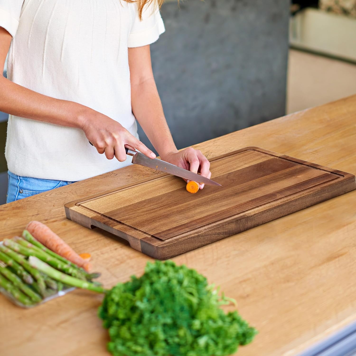 Large Natural Acacia Wood Cutting Board, 18"x12" Reversible Butcher Block with Deep Juice Groove & Side Handles, Durable Multipurpose Chopping Board