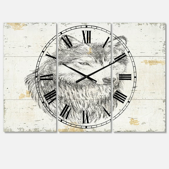 Designart 'Wolf Wild and Beautiful III' Traditional Wall Clock